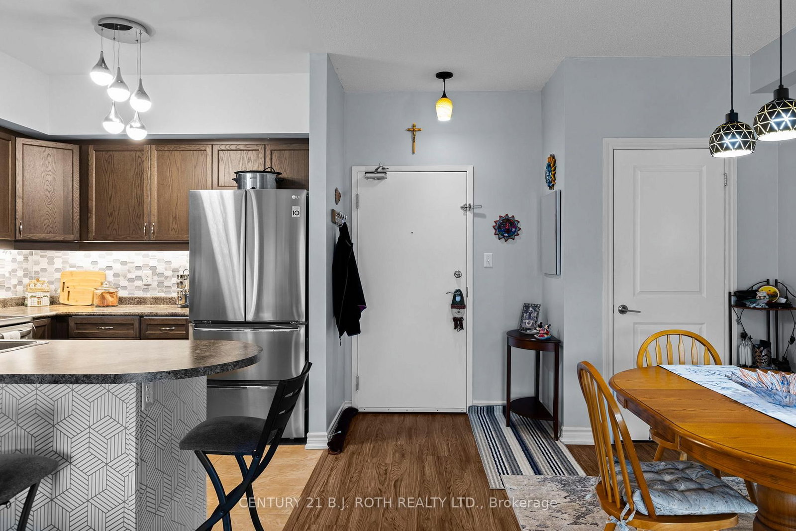 Condo for sale at 407-7 GREENWICH Street, Barrie, Ontario, L4N 7Y8 - Ardagh - MLS: S12797174