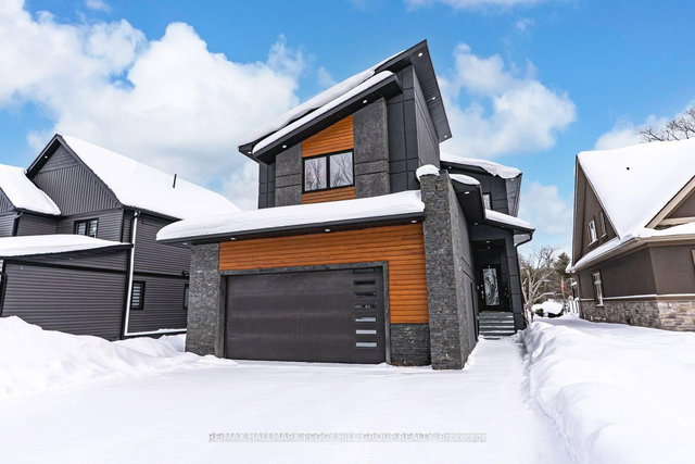 1657 Peninsula Point Road