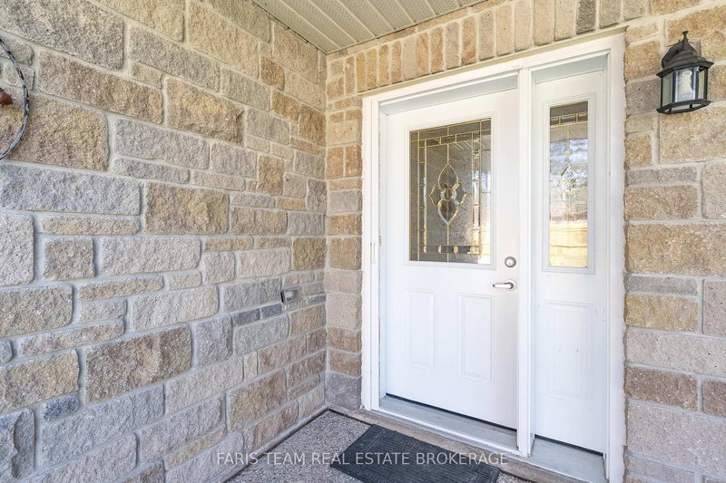 189 Greenway Dr, Wasaga Beach, L9Z 0E6 | Image 3