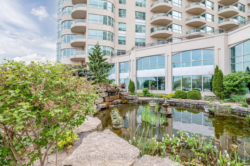 1205 - 2 Toronto St, Barrie, L4N 9R2 | Image 2