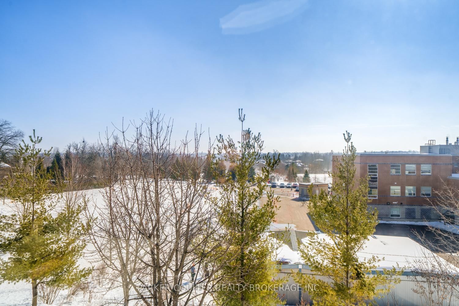 Detached House for sale at 23 Sovereign's Gate, Barrie, Ontario, L4N 0K7 - Innis-Shore - MLS: S12806486