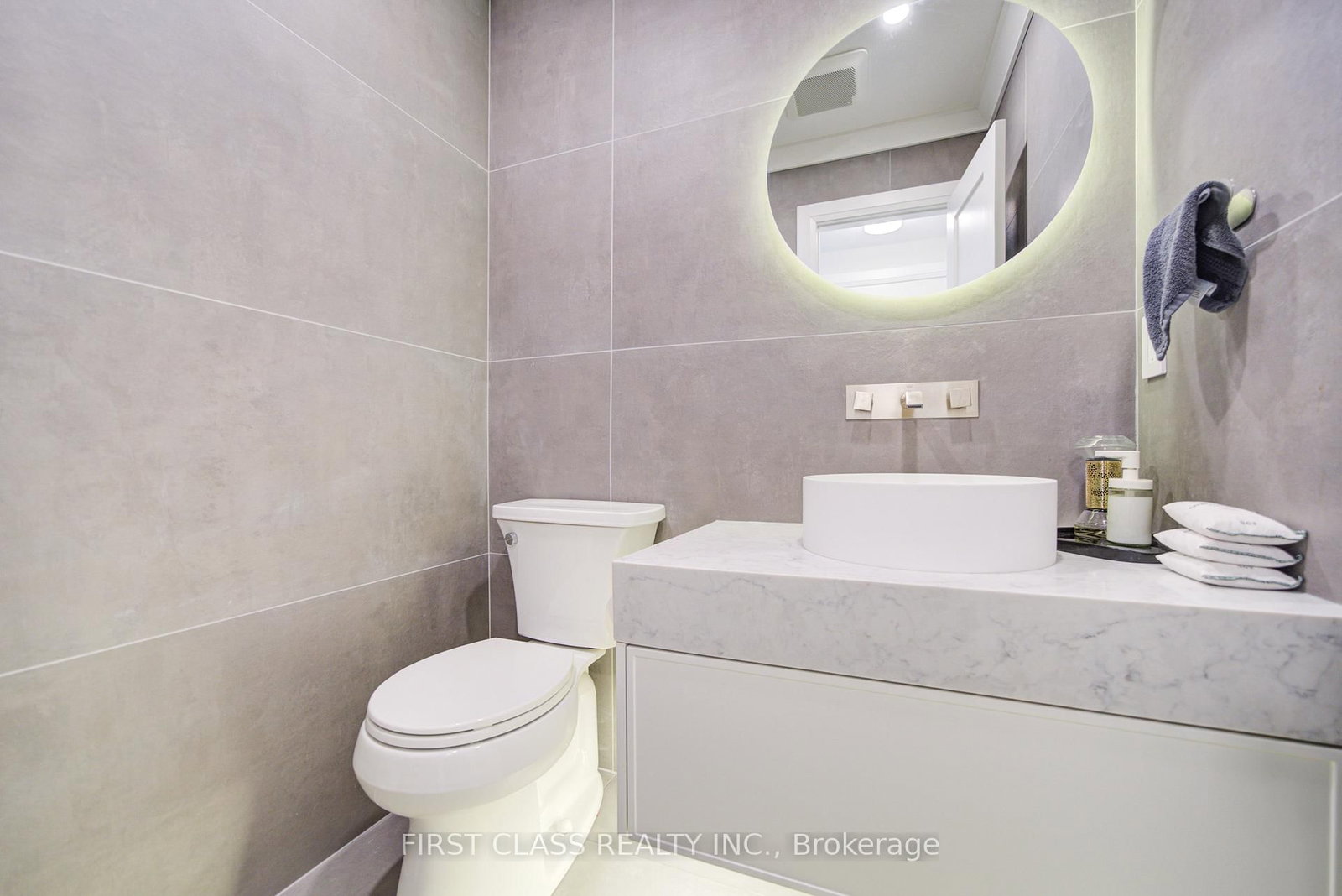 Detached House for sale at 26 COUNTRY Lane, Barrie, Ontario, L4N 0E6 - Painswick South - MLS: S12807026