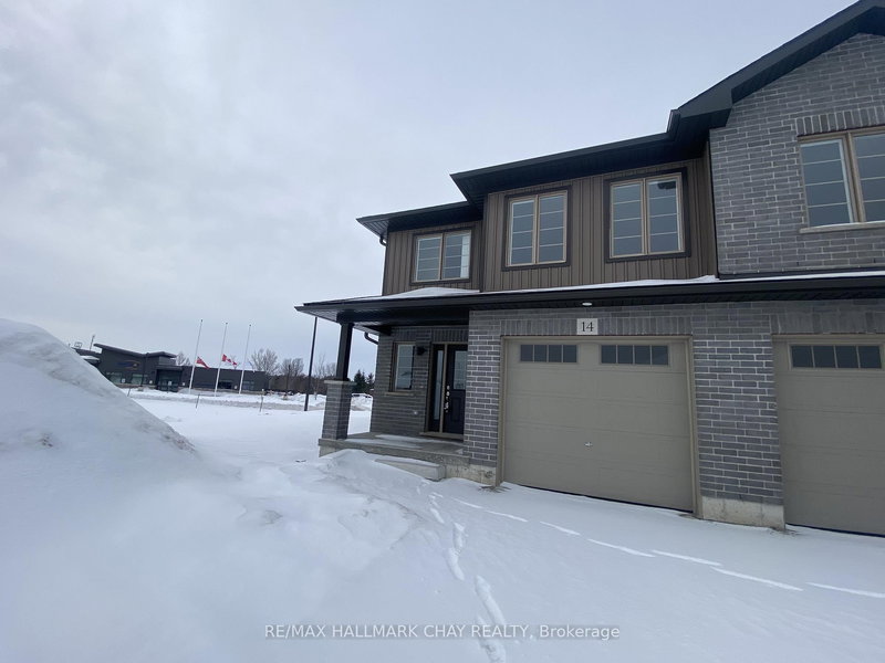 home for lease on 14 Strath Crescent