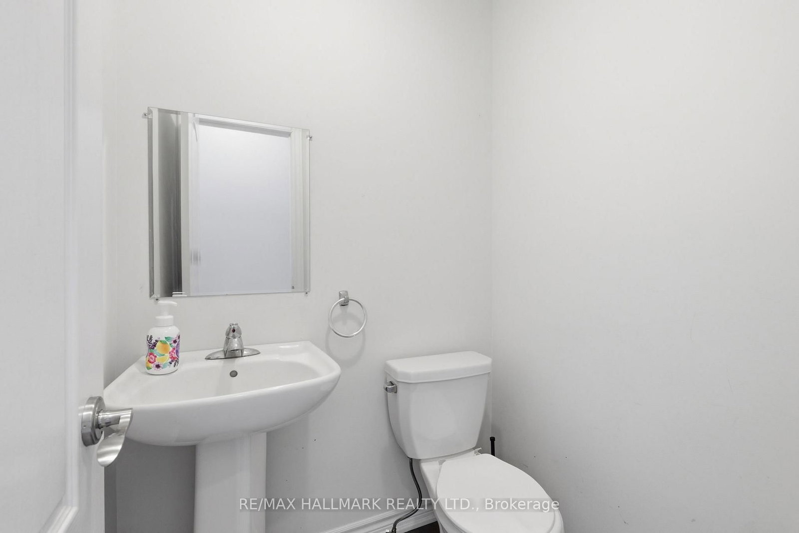 Townhouse for sale at 38 Deneb Street, Barrie, Ontario, L4M 0K6 - Ardagh - MLS: S12815006