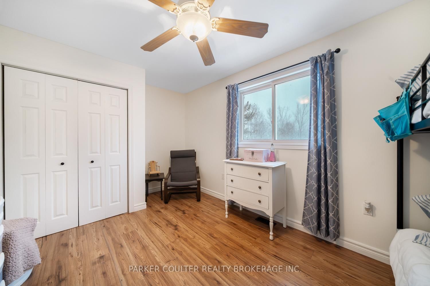 Semi-Detached House for sale at 3367 Azcona Avenue, Severn, Ontario, L0K 1G0 - West Shore - MLS: S12815850