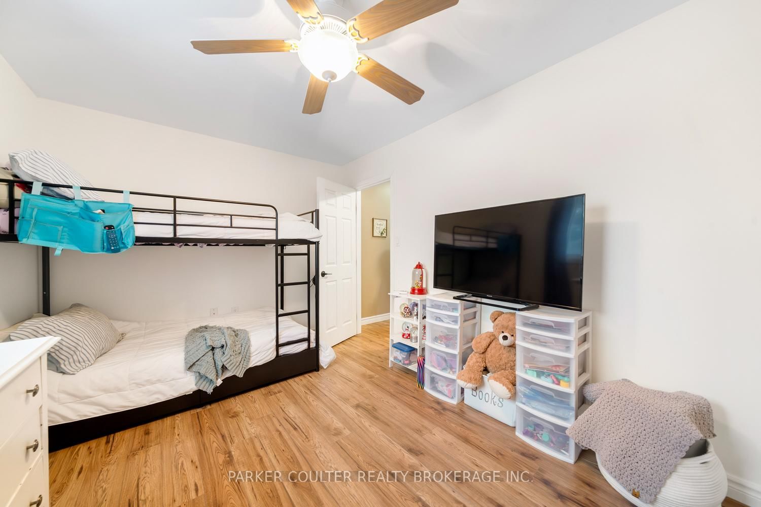 Semi-Detached House for sale at 3367 Azcona Avenue, Severn, Ontario, L0K 1G0 - West Shore - MLS: S12815850