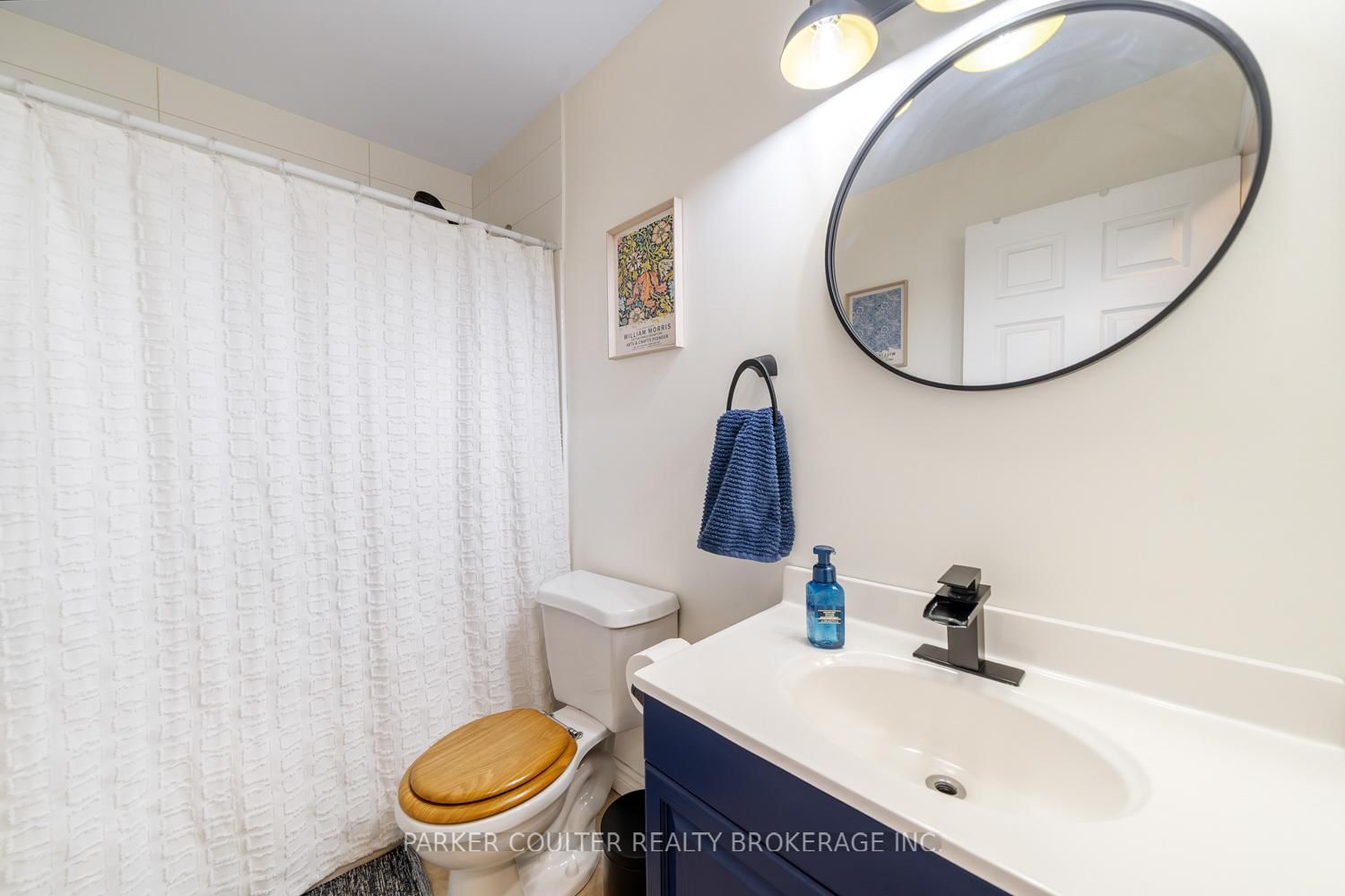 Semi-Detached House for sale at 3367 Azcona Avenue, Severn, Ontario, L0K 1G0 - West Shore - MLS: S12815850