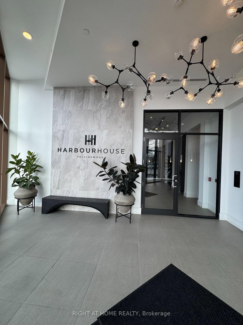 308 - 31 Huron St, Collingwood, L9Y 0E8 | Image 2