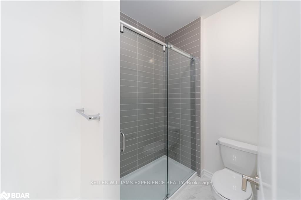 Detached House for sale at 60 Gemini Drive, Barrie, Ontario, L9J 0C3 - Rural Barrie Southeast - MLS: S12816114