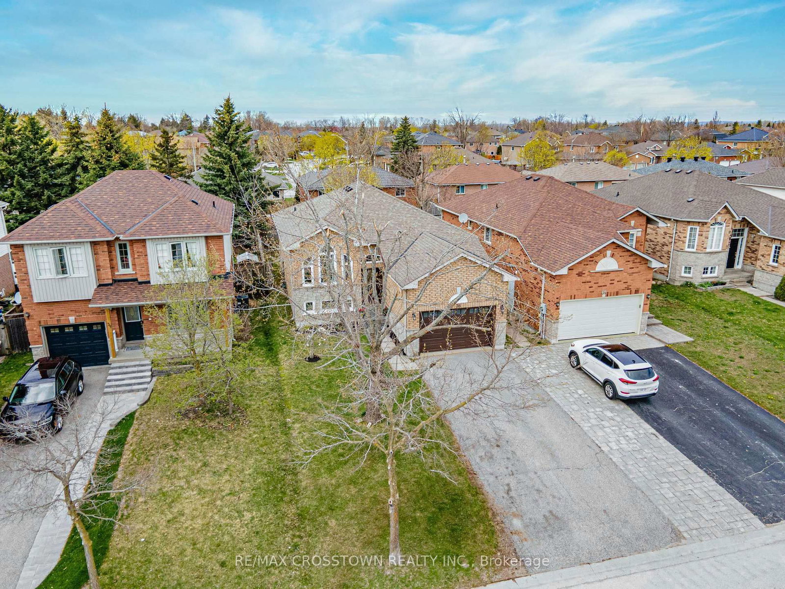 Detached House for sale at 36 Leslie Avenue, Barrie, Ontario, L4N 9N9 - Holly - MLS: S12816854