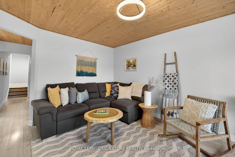 57 Maria St, Penetanguishene, L9M 1L3 | Image 2