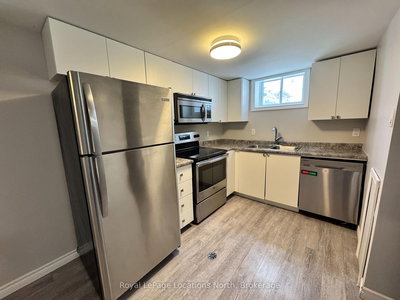 60 Gibbard Cres | Collingwood | Image