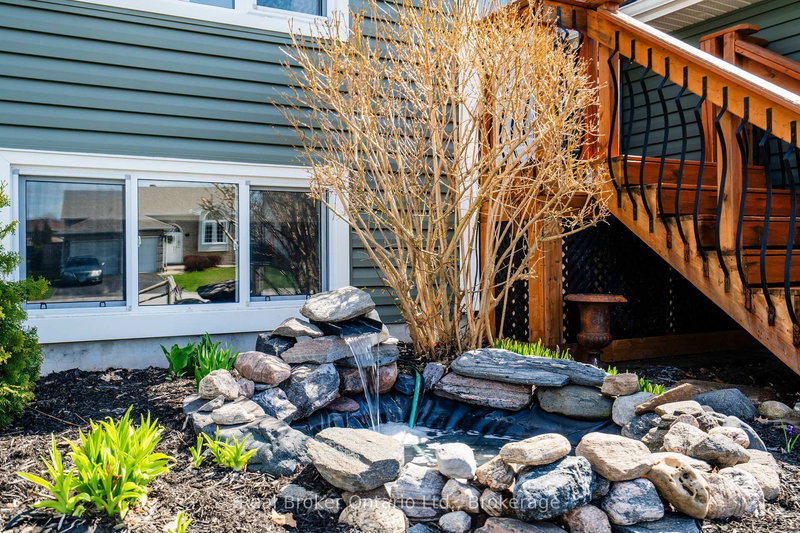 44 Byrnes Cres, Penetanguishene, L9M 1V9 | Image 3