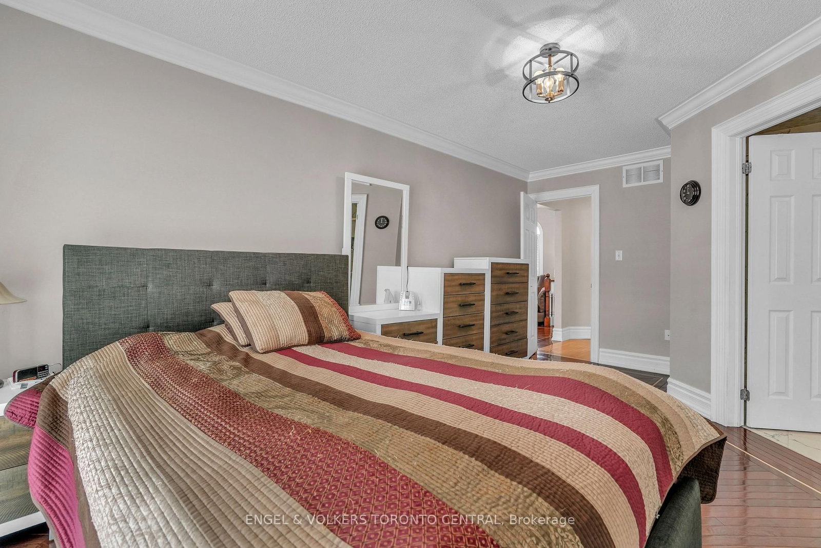 Detached House for sale at 239 Country Lane, Barrie, Ontario, L4N 0W2 - Painswick South - MLS: S12819608