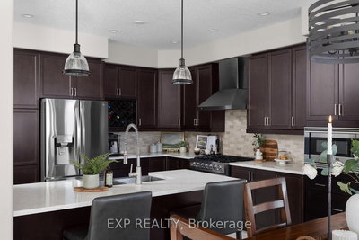 120 Jewel House Lane, Barrie, Ontario image-0-4