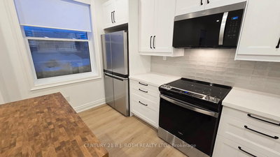 Lower-42 Calverley Street, Orillia, Ontario image-0-4