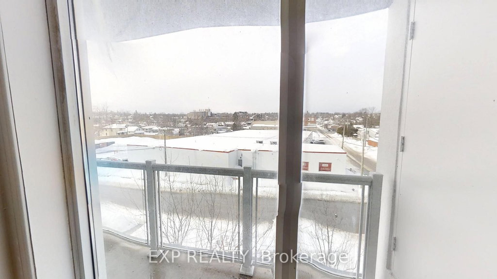 401 - 95 Barrie Road 4