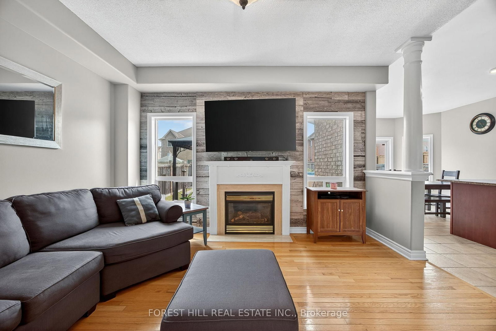 Detached House for sale at 31 Connaught Lane, Barrie, Ontario, L4M 0A6 - Innis-Shore - MLS: S12825068