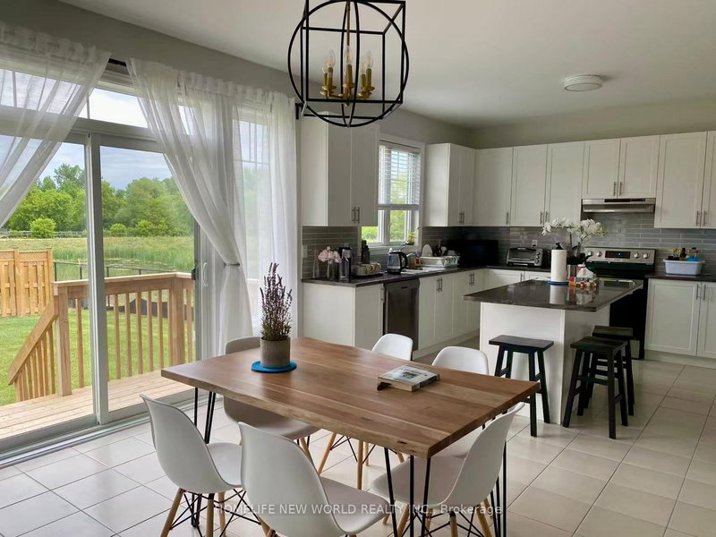 115 KIRBY Ave, Collingwood, L9Y 4C5 | Image 2