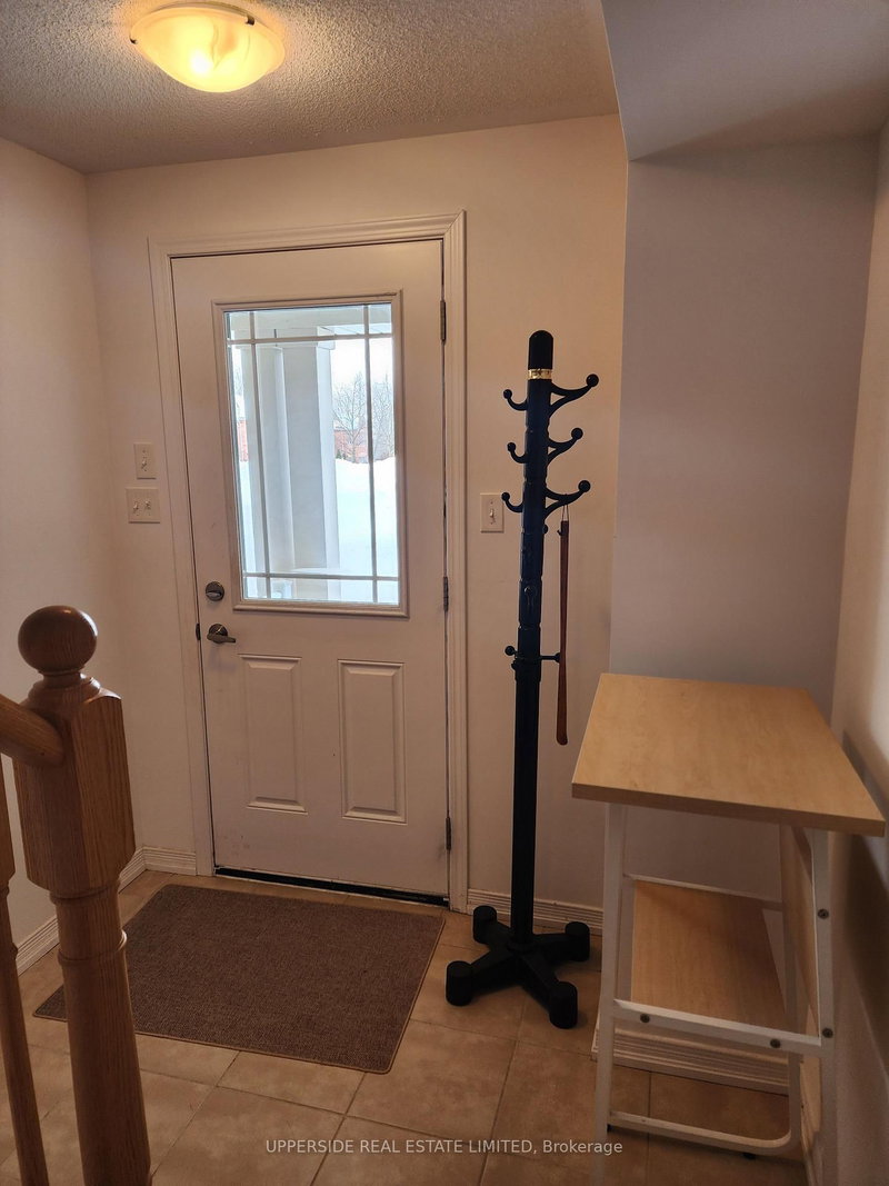 123 Frank's Way, Barrie, L4N 3J1 | Image 3