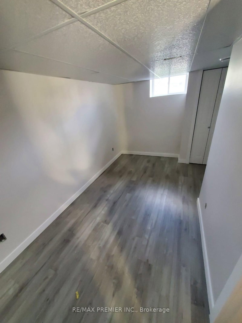 Lower - 177 Isabella Dr, Orillia, L3V 6H2 | Image 3