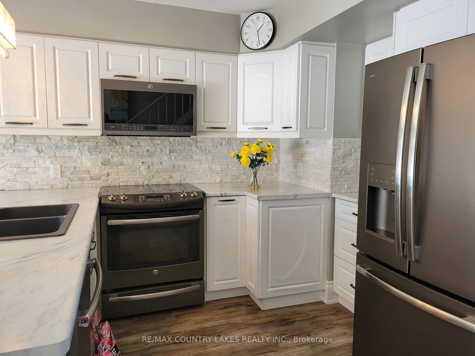 21 Laguna Parkway • #35 • Ramara, ON photo 11