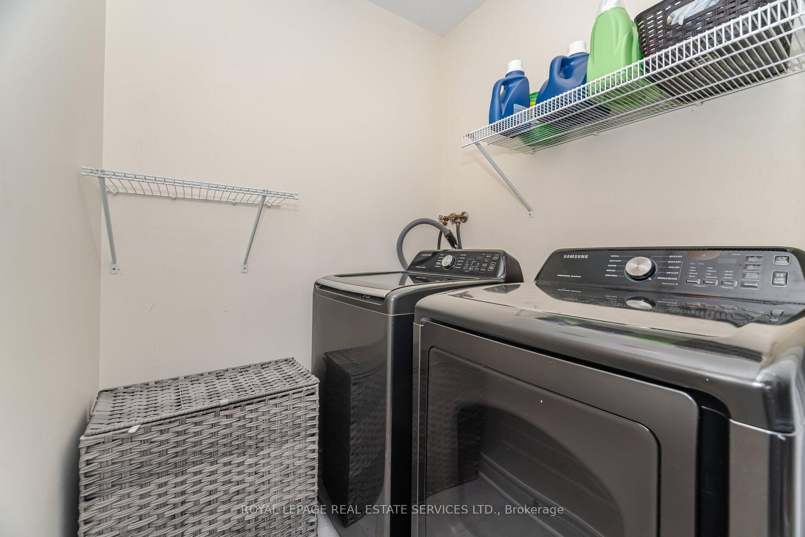 Townhouse for sale at 6-430 Mapleview Drive, Barrie, Ontario, L4N 0H4 - Painswick South - MLS: S12831580