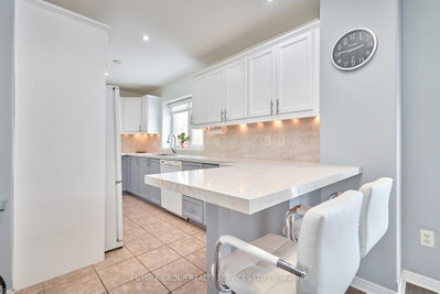 358 LITTLE Avenue • #20 • Barrie, ON photo 8
