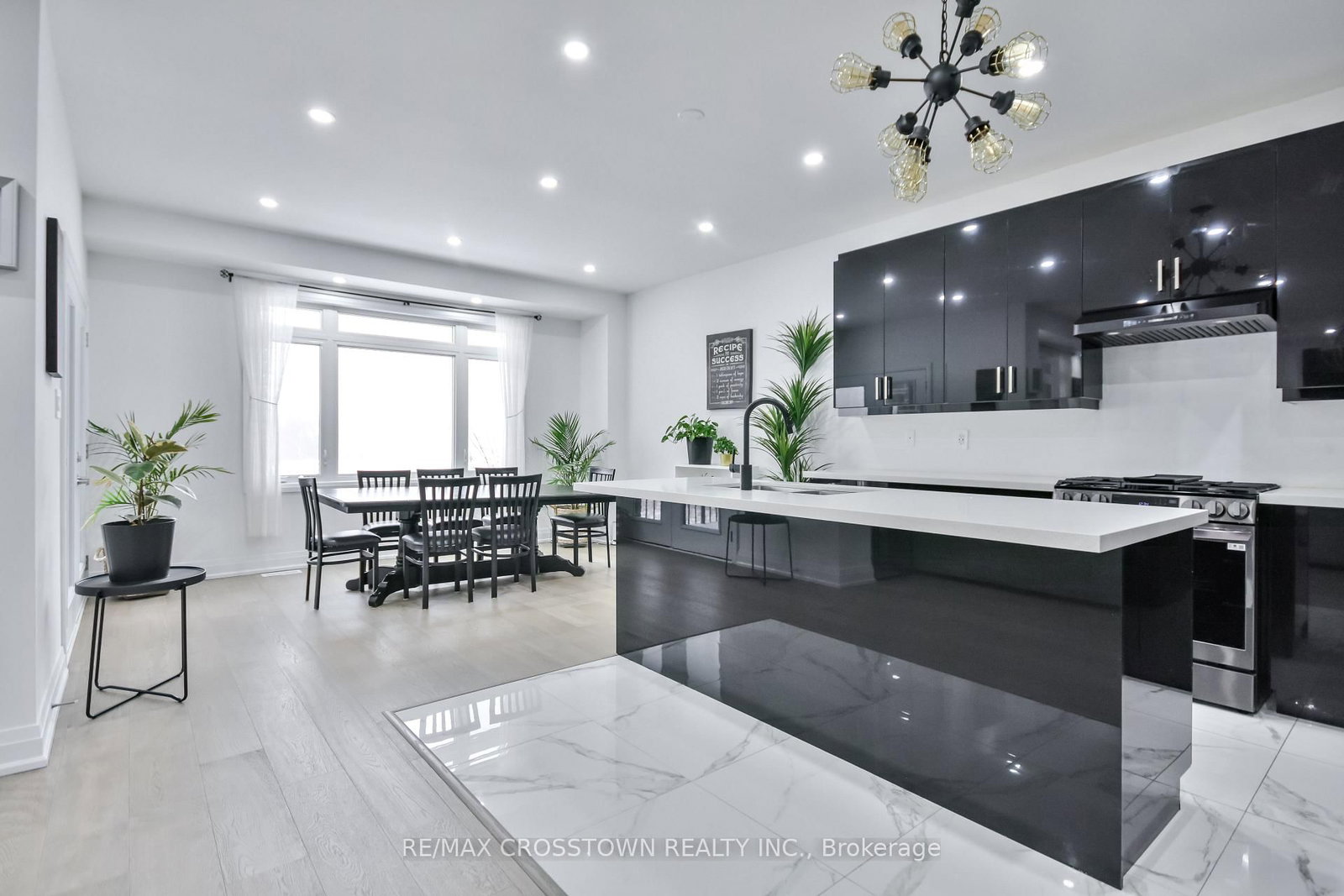 Detached House for sale at 119 Franklin Trail, Barrie, Ontario, L9J 0B1 - Rural Barrie Southwest - MLS: S12832940