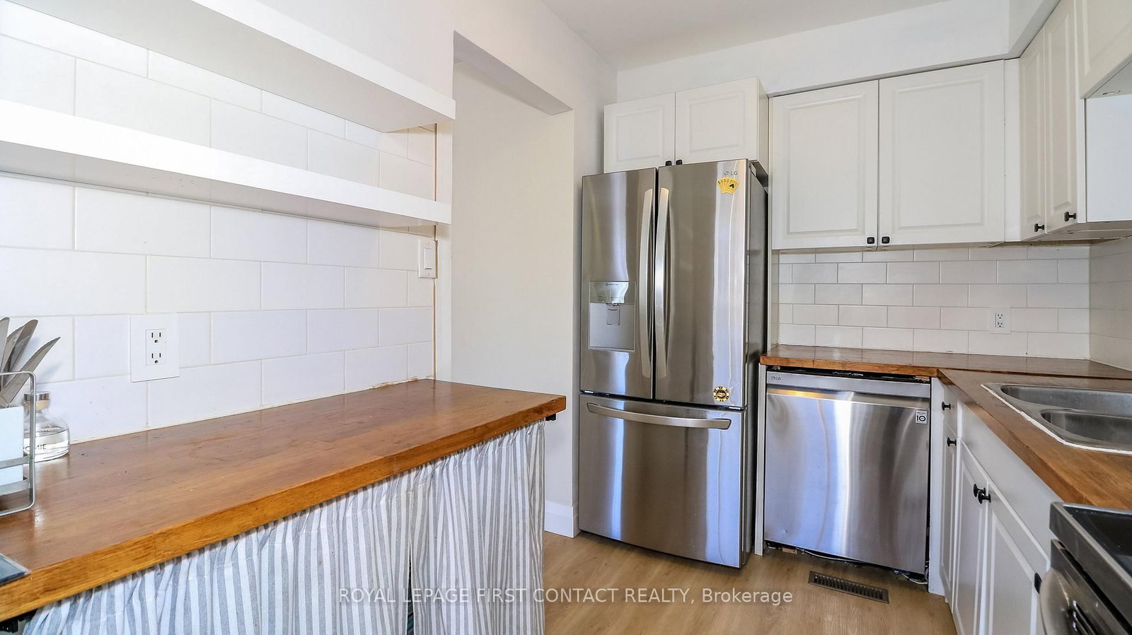 Townhouse for sale at Unit #10-261 Rose Street, Barrie, Ontario, L4M 2V3 - Wellington - MLS: S12833614