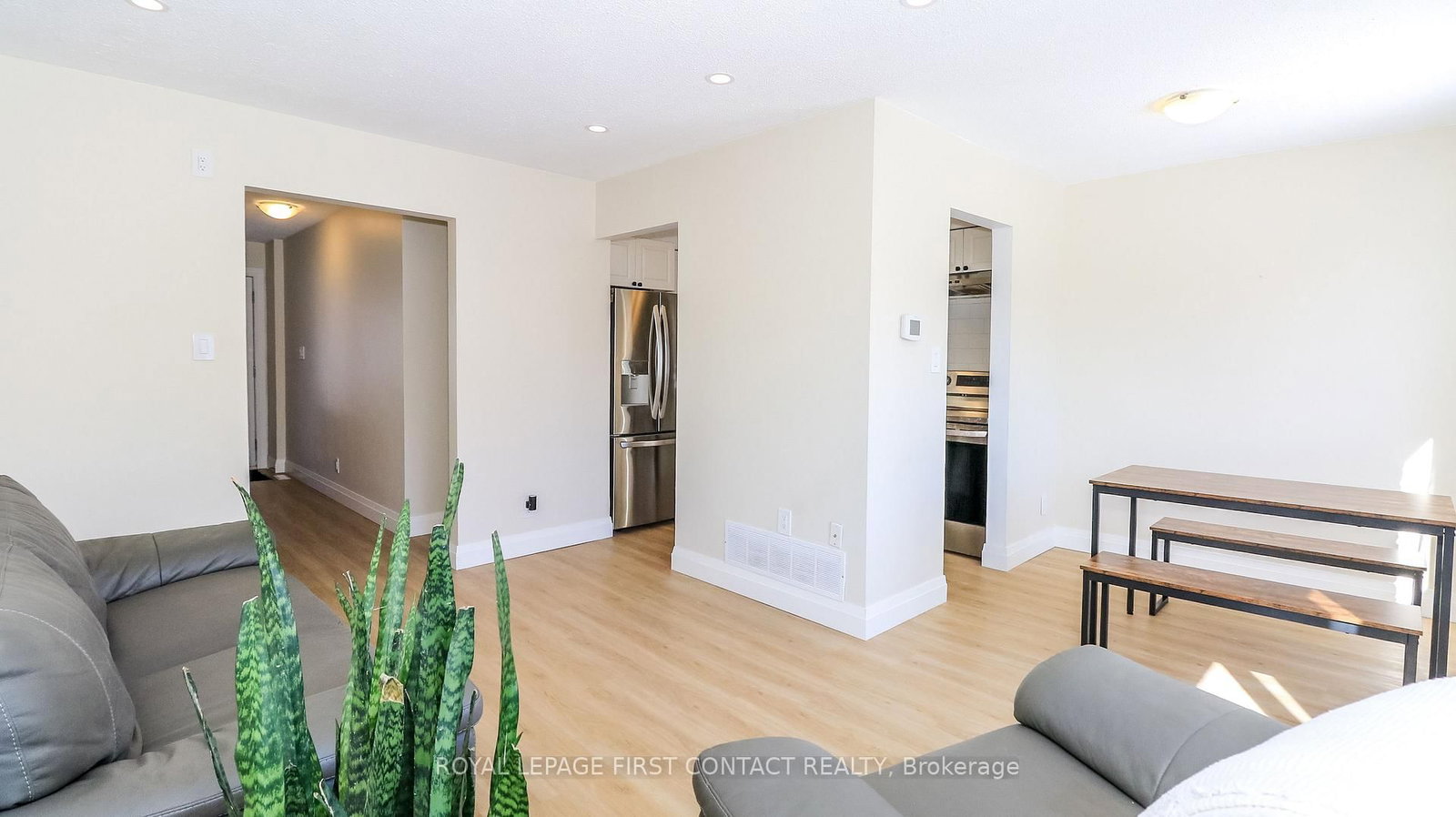 Townhouse for sale at Unit #10-261 Rose Street, Barrie, Ontario, L4M 2V3 - Wellington - MLS: S12833614