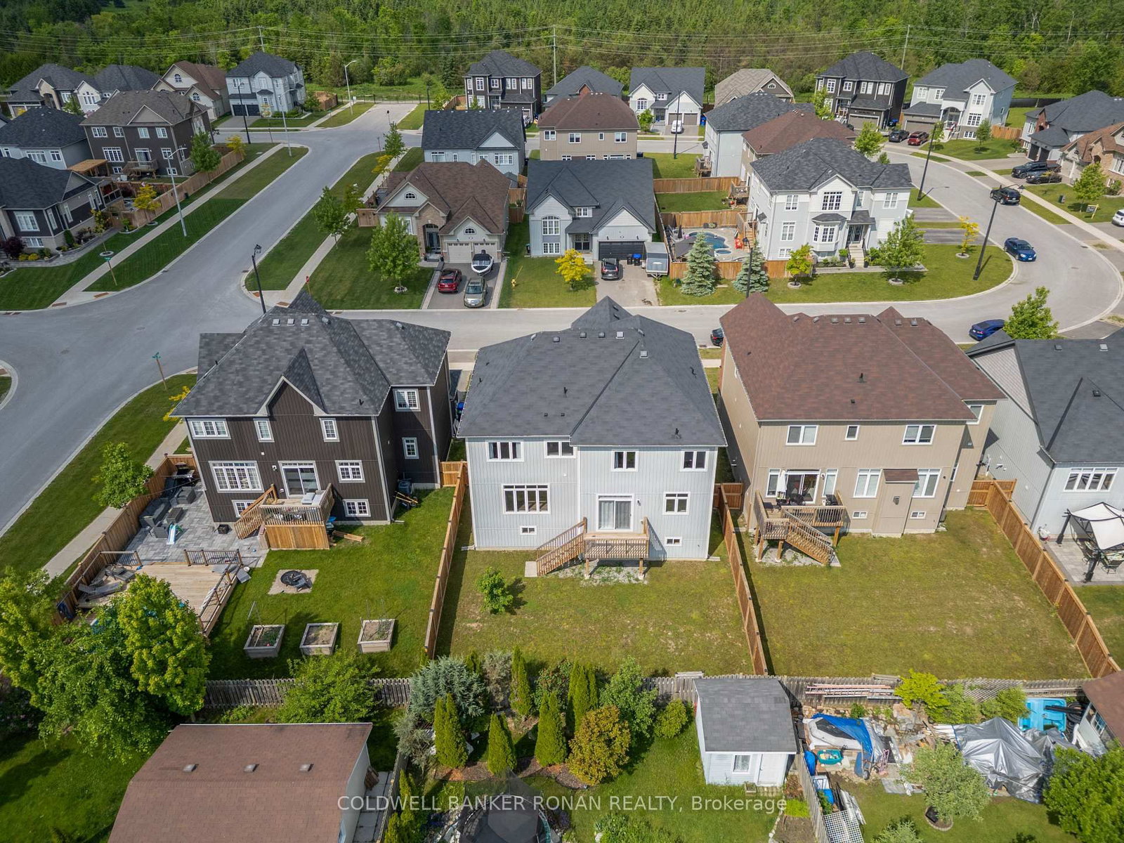 Detached House for sale at 203 Roy Drive, Clearview, Ontario, L0M 1S0 - Stayner - MLS: S12835368