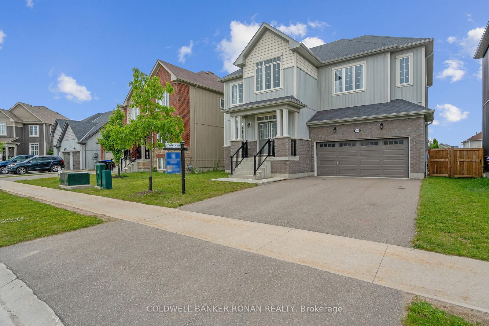 Detached House for sale at 203 Roy Drive, Clearview, Ontario, L0M 1S0 - Stayner - MLS: S12835368