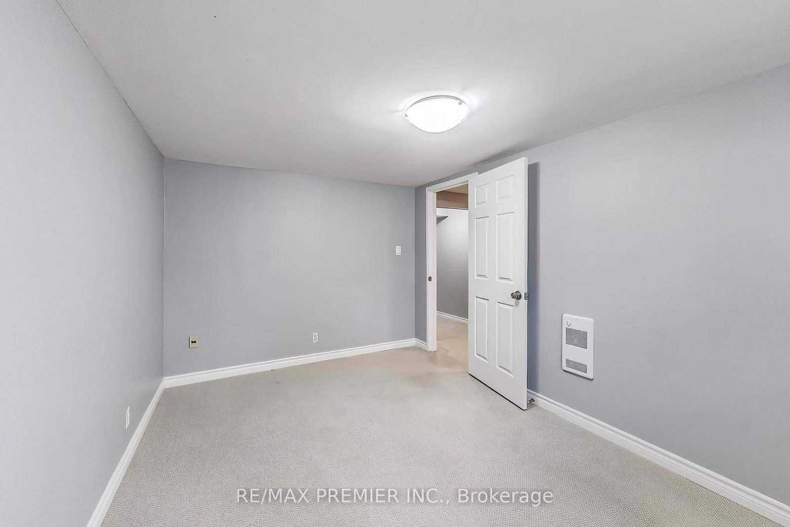 Listing Image 28