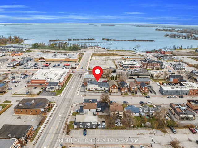 Apartment A - 32 Matchedash Street N