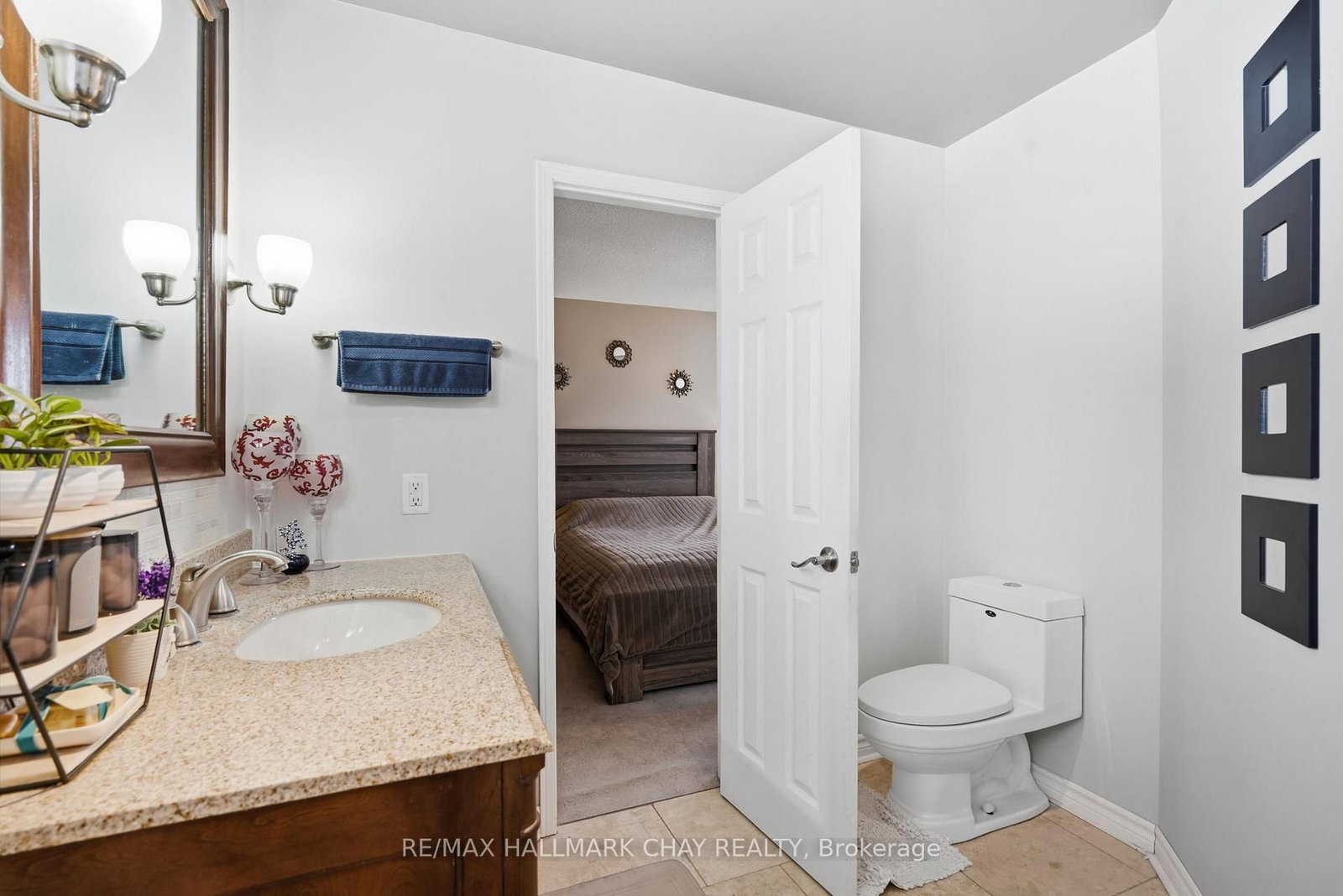 Detached House for sale at 9 Grasett Crescent, Barrie, Ontario, L4N 6Z8 - West Bayfield - MLS: S12837102