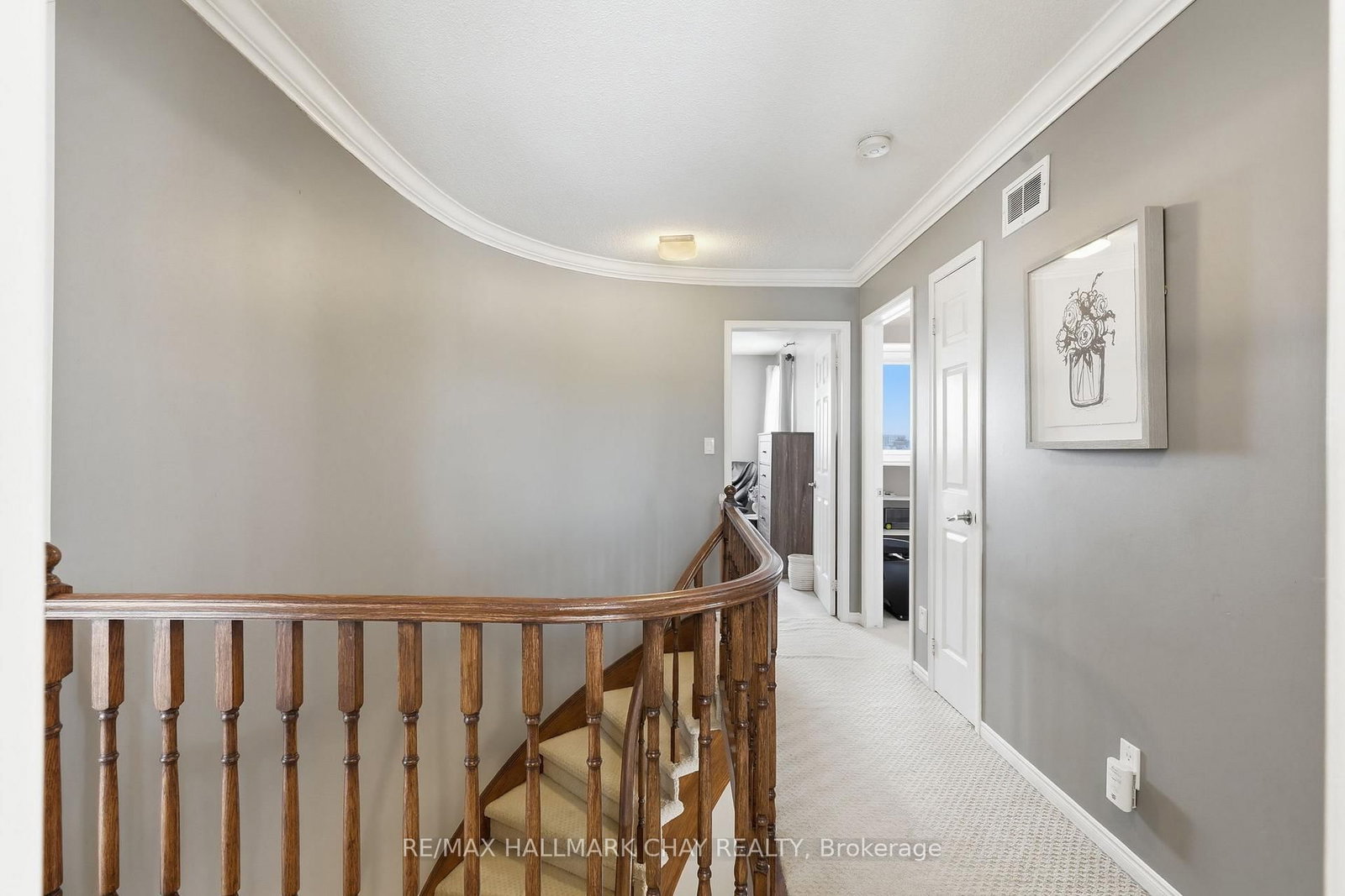 Detached House for sale at 9 Grasett Crescent, Barrie, Ontario, L4N 6Z8 - West Bayfield - MLS: S12837102