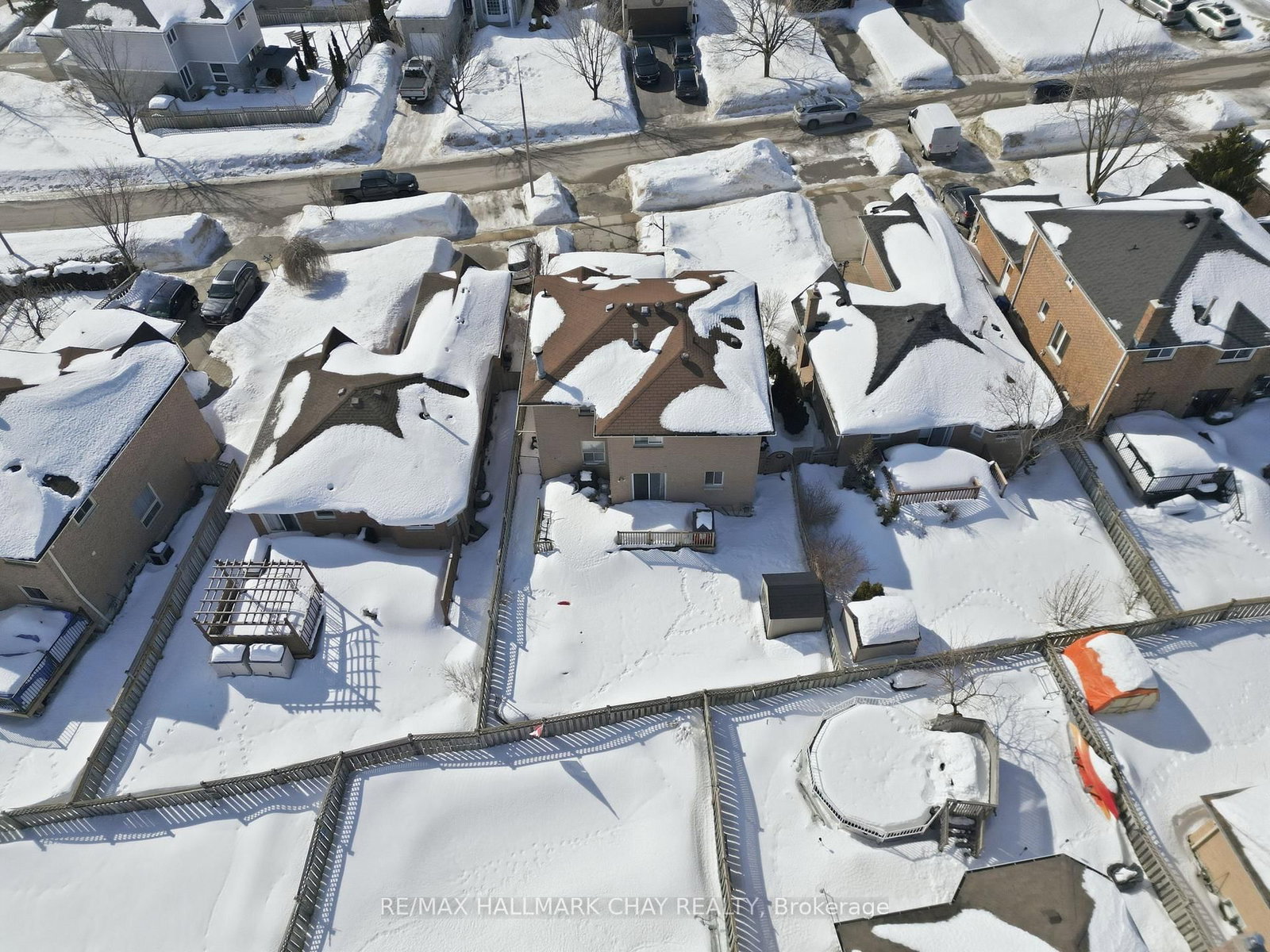 Detached House for sale at 9 Grasett Crescent, Barrie, Ontario, L4N 6Z8 - West Bayfield - MLS: S12837102