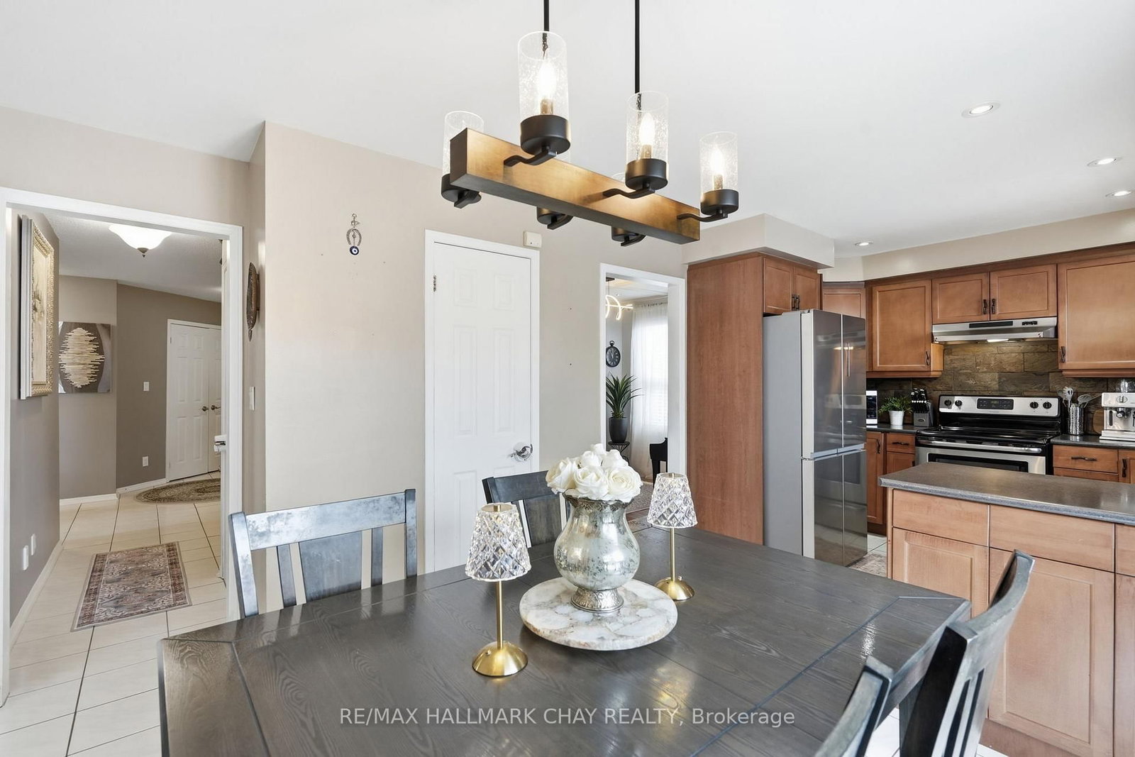 Detached House for sale at 9 Grasett Crescent, Barrie, Ontario, L4N 6Z8 - West Bayfield - MLS: S12837102