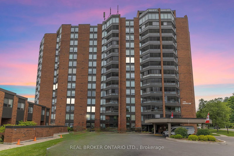 208 - 181 Collier St, Barrie, L4M 5L6 | Image 2