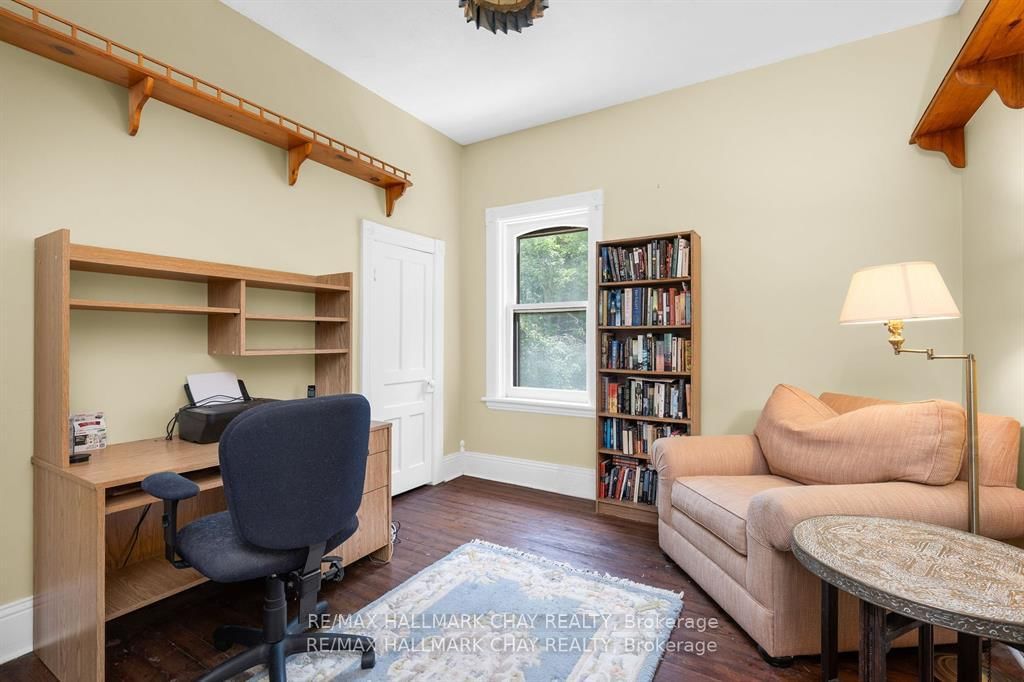 Detached House for sale at 1407 Flos 8 Road, Springwater, Ontario, L0L 1P0 - Rural Springwater - MLS: S12838102