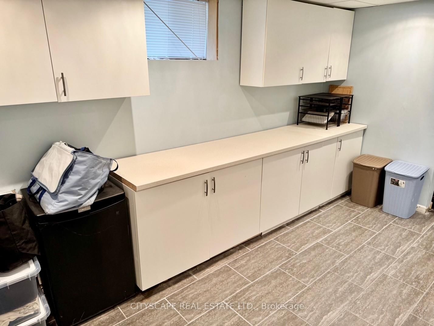 Detached House for sale at 189 Churchland Drive, Barrie, Ontario, L4N 8N6 - Holly - MLS: S12838110