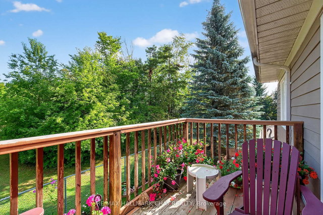 10 - 222 Steel Street