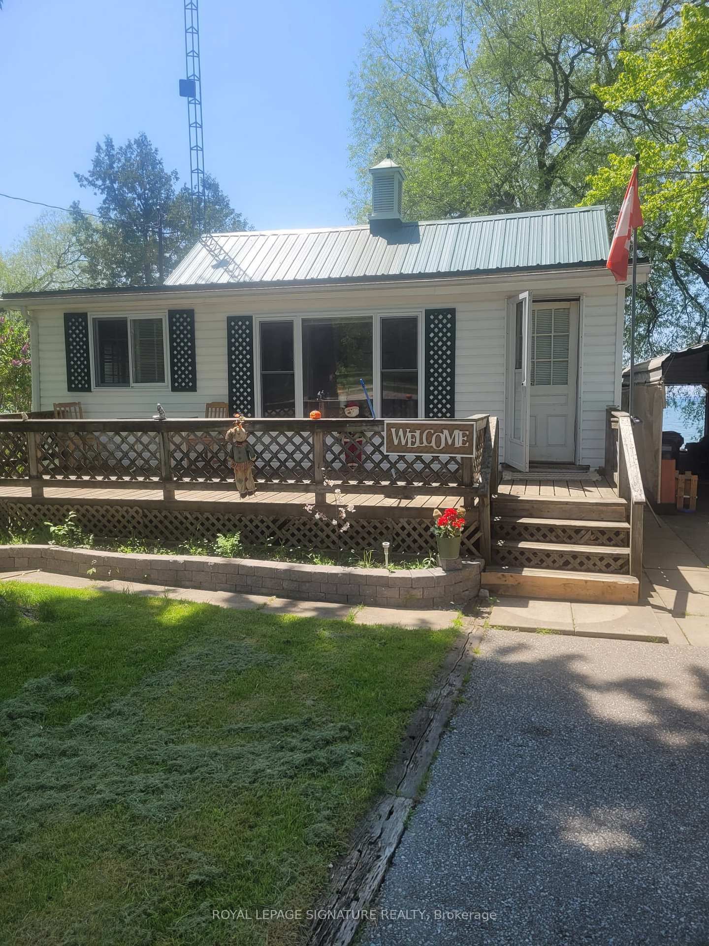2644 Lakeshore Drive