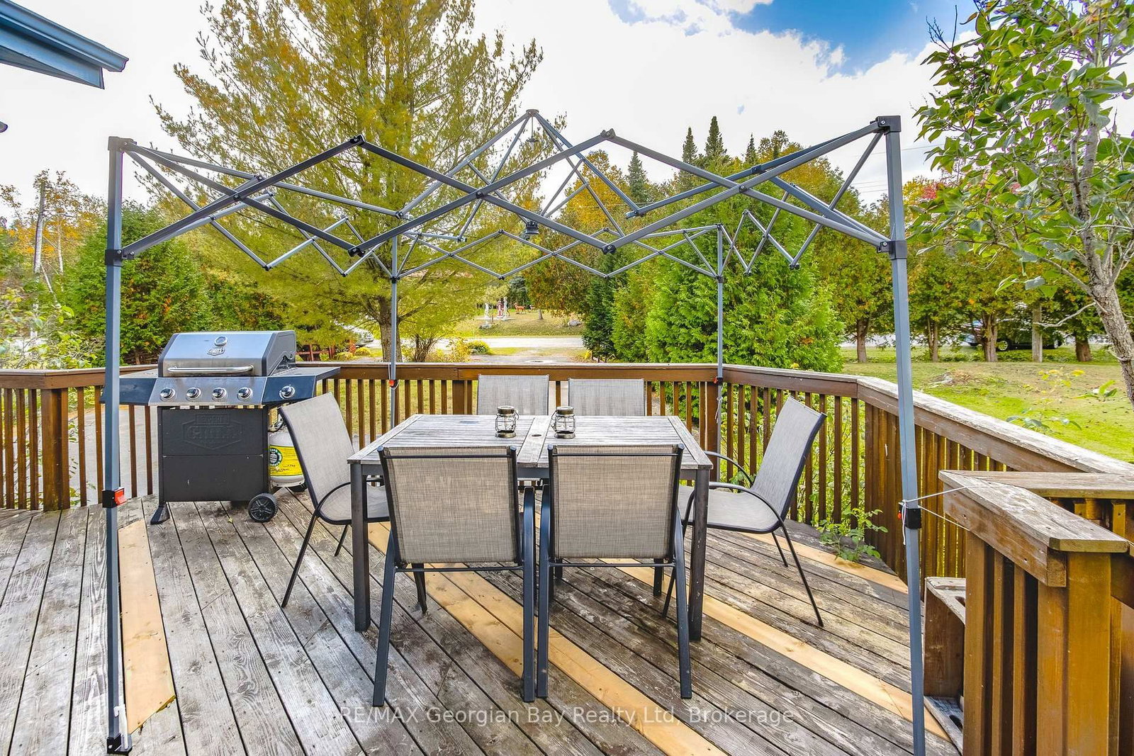 Detached House for sale at 69 Albert Avenue, Tiny, Ontario, L0L 2J0 - Rural Tiny - MLS: S12839214