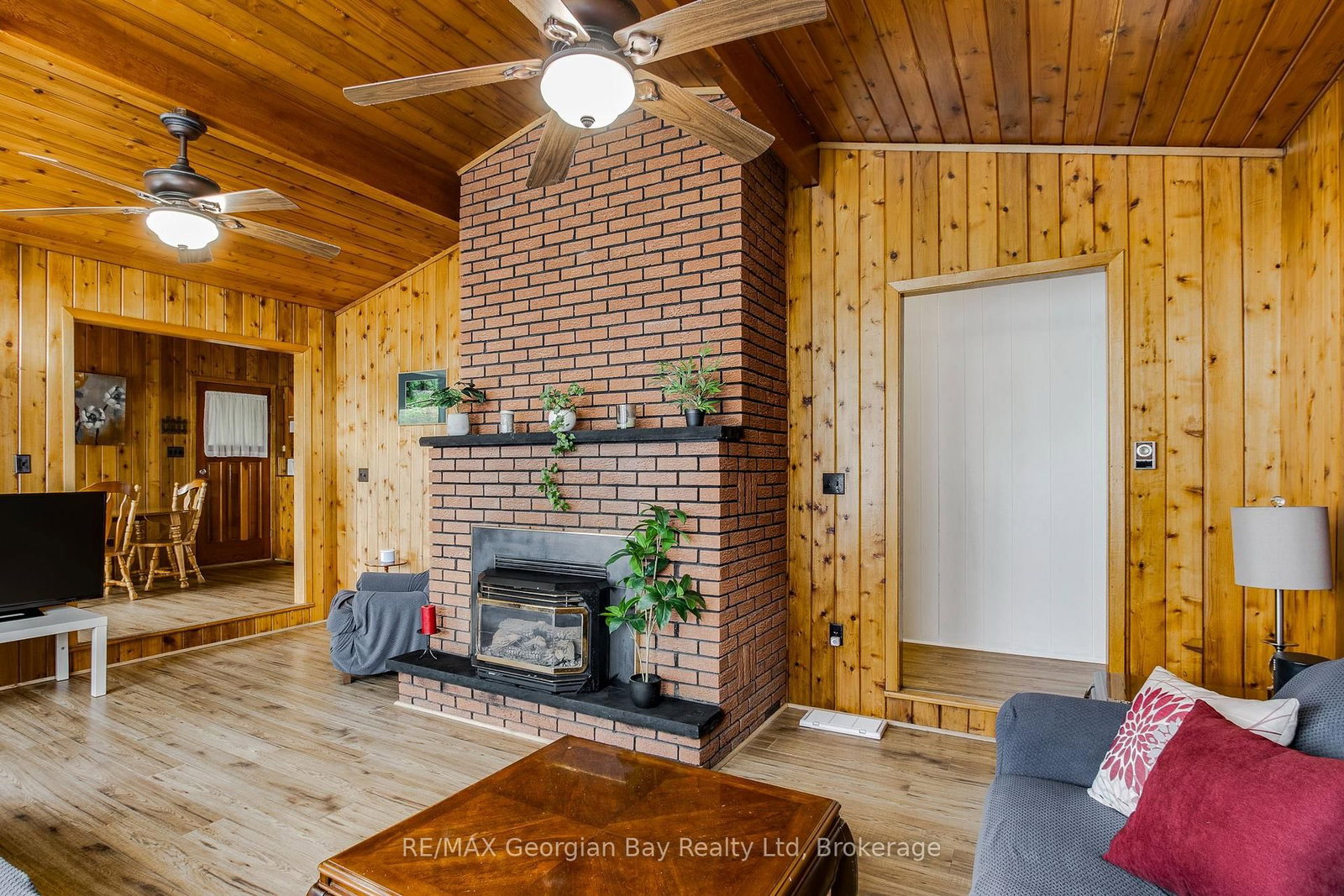 Detached House for sale at 69 Albert Avenue, Tiny, Ontario, L0L 2J0 - Rural Tiny - MLS: S12839214