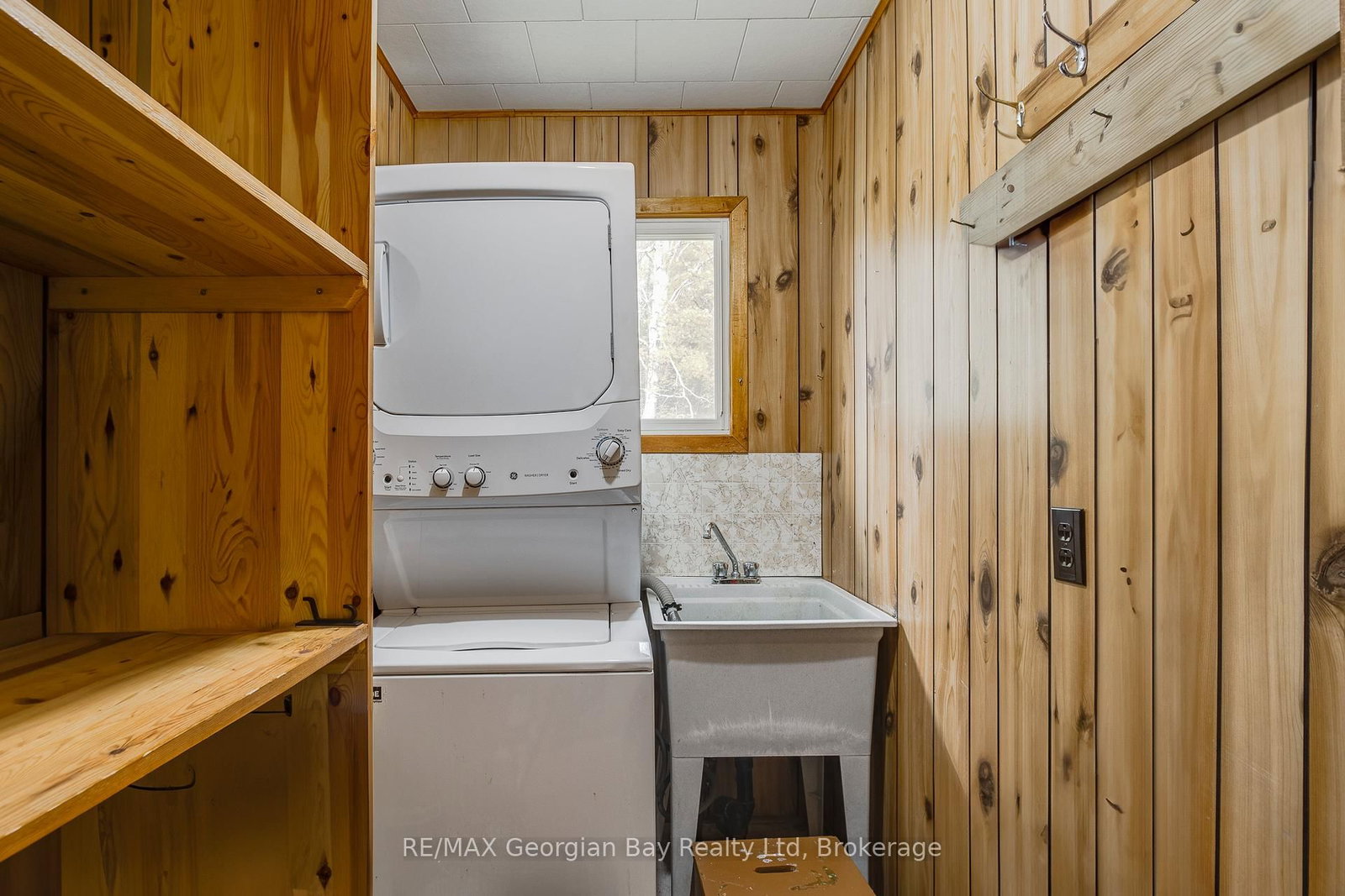 Detached House for sale at 69 Albert Avenue, Tiny, Ontario, L0L 2J0 - Rural Tiny - MLS: S12839214