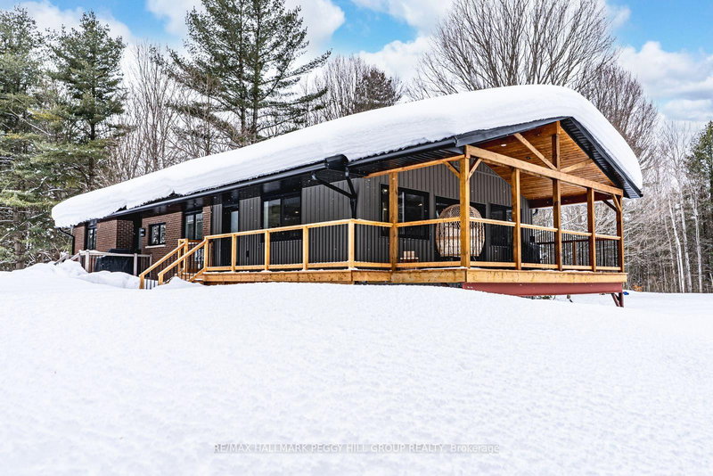 780 Marshall Rd, Tiny, L0K 2E1 | Image 2