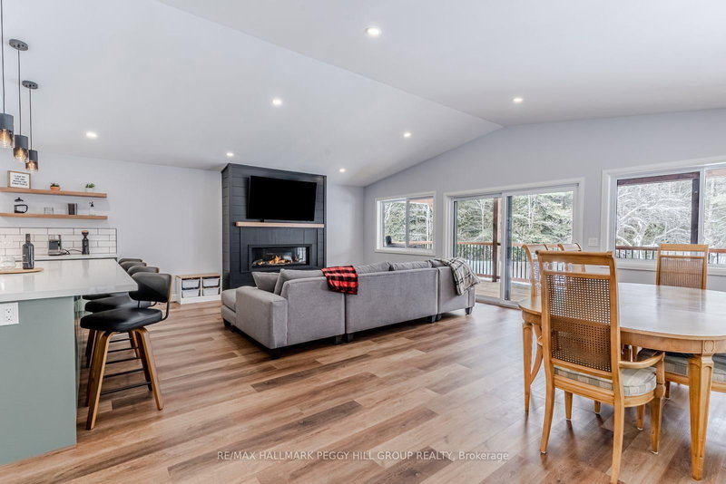 780 Marshall Rd, Tiny, L0K 2E1 | Image 3