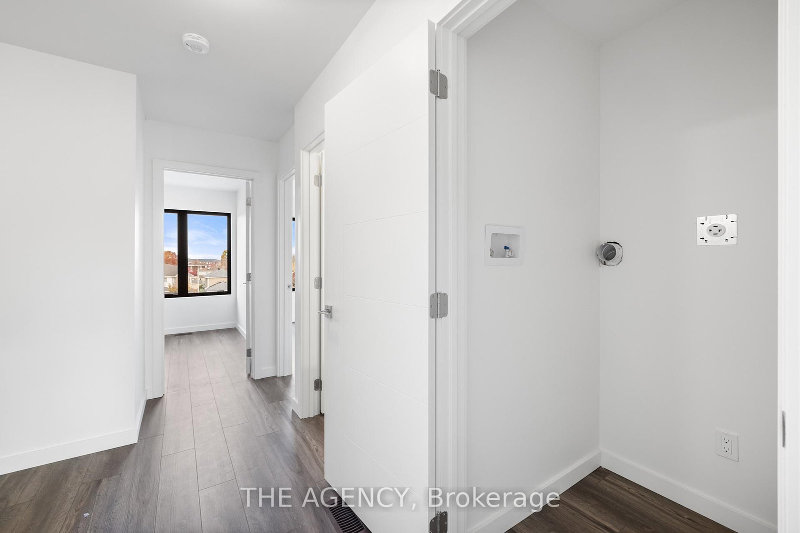 Townhouse for sale at 6 Rainwater Lane, Barrie, Ontario, L4N 9J6 - Holly - MLS: S12844072